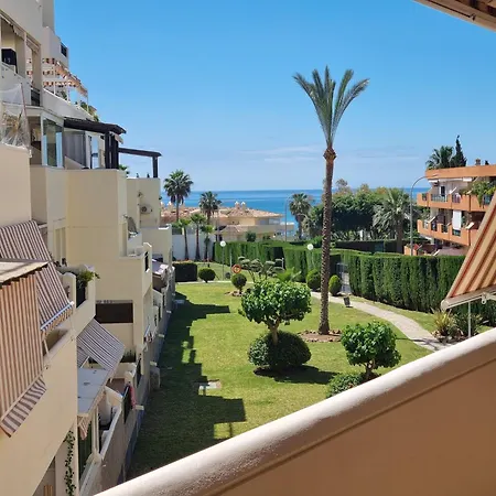 Apartment Spacious With Facilities Just A Few Metres From The *